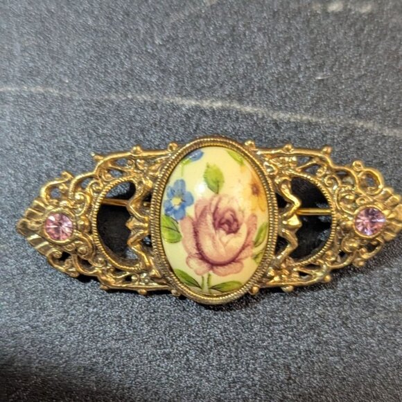 Vintage Gold Brooch With Rose Cameo & Pink Rhinestones 2.5" Floral Design Elegan - Picture 5 of 6